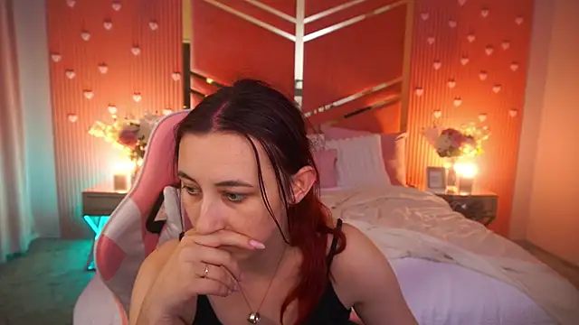 XXX chat uživo modela RoxieRay
