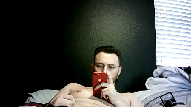 Chat XXX en directo de Mikecloudyhawk