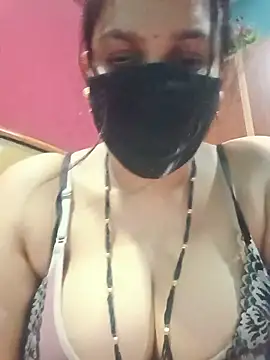 01Mona – Live XXX-chat