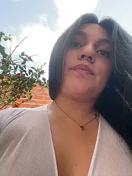 Chat XXX ao vivo de Emily_Gomezz