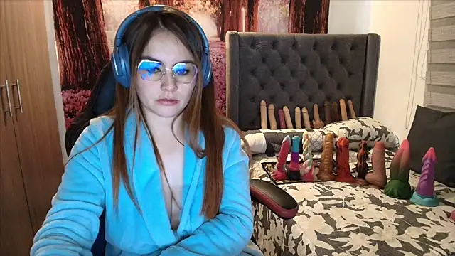 sofia23dirty: онлайн-секс-чат