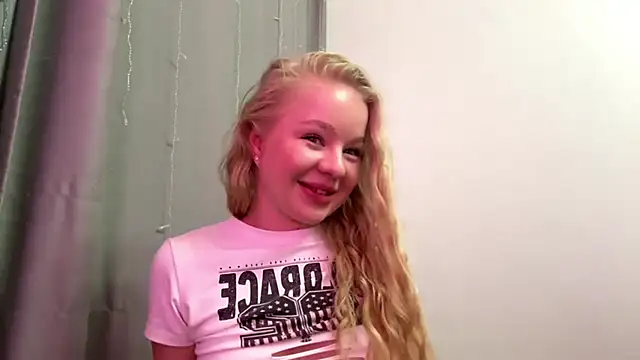 BrianaJessのライブXXXチャット