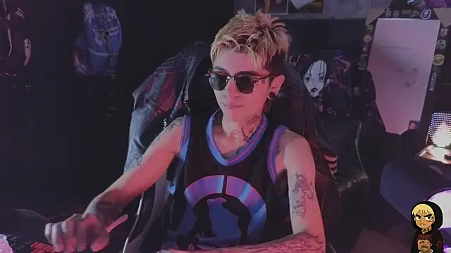 AcidMilo Chat XXX live