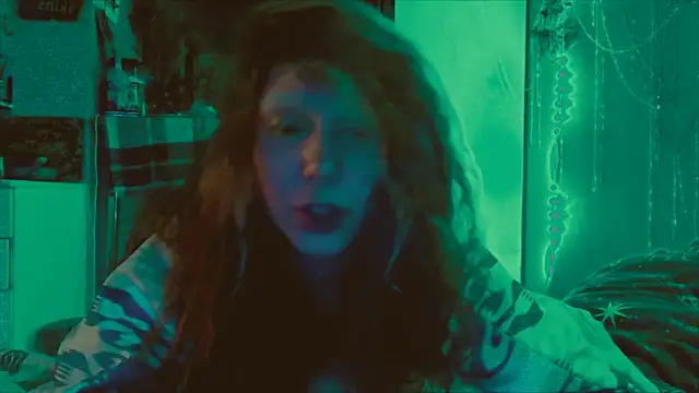 צ'אט XXX בשידור חי של VivienDarkbloom