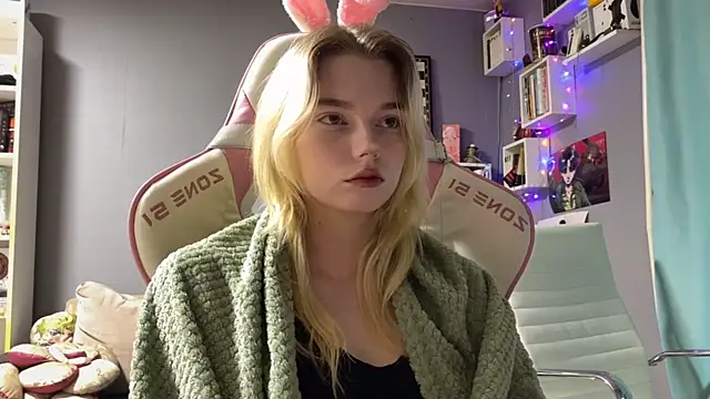 NannoMi's Live XXX Chat