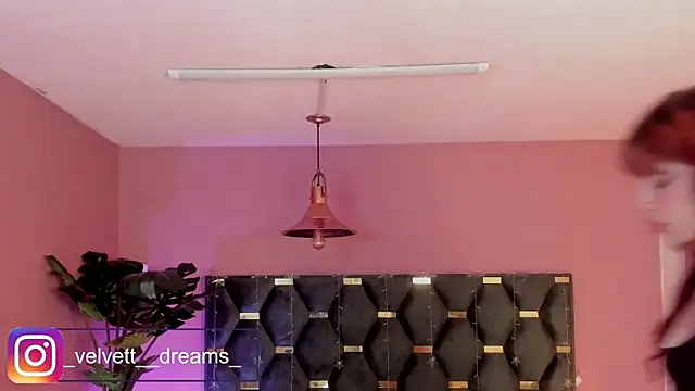 Czat XXX na żywo – Velvet_Dreamss