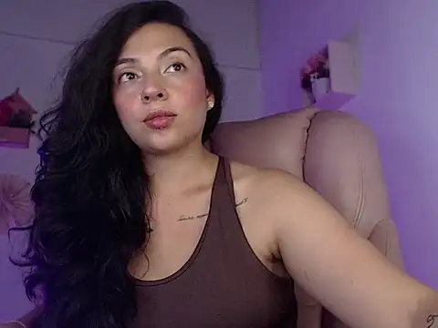 aleisacain's Live XXX Chat
