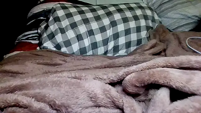 Mikecloudyhawk live XXX chat