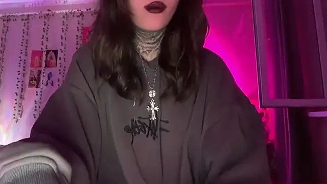 Raven_Armor's Live XXX Chat