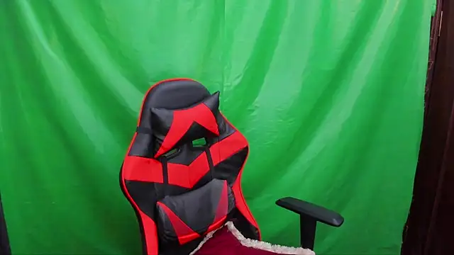 Justin_time111 – Naživo XXX chat