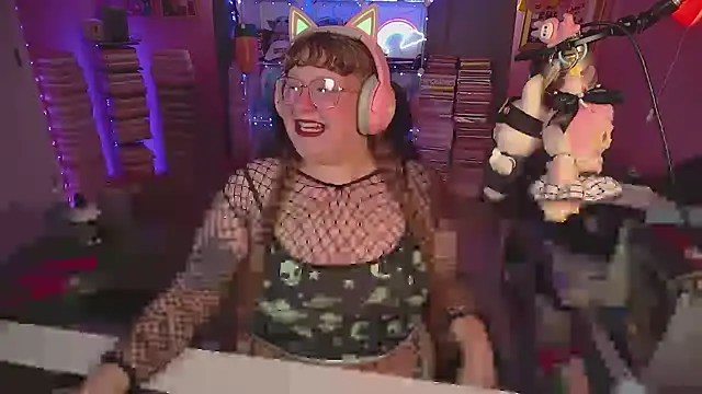 FatVeronica 现场XXX聊天