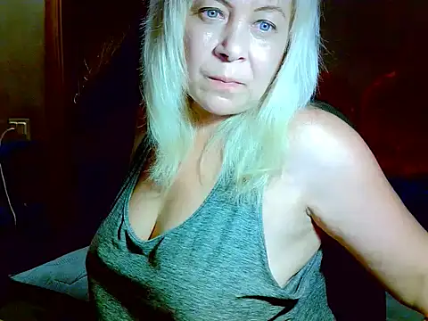 AgoniA7 – Live XXX-chat