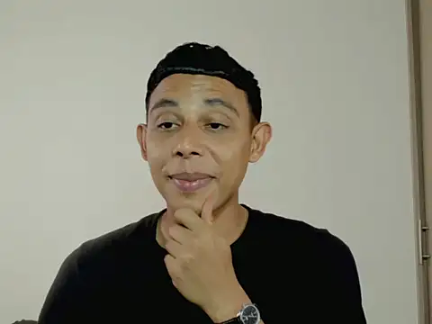 nilo2021's Live XXX Chat