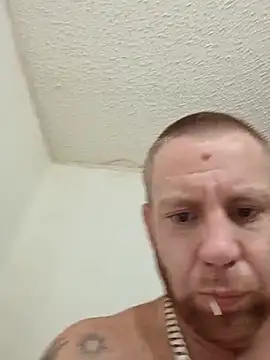 Clarkodile95's Webcam Show