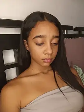 Zoe_Sweett18 Live XXX-chat
