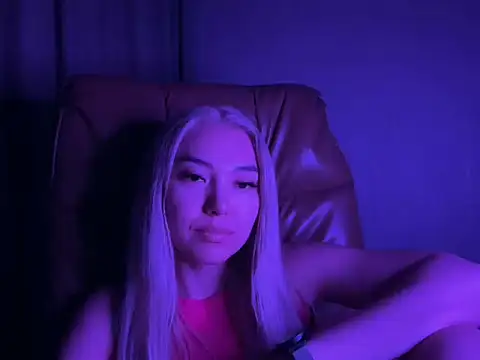 Chatroom XXX en direct de Cirelia
