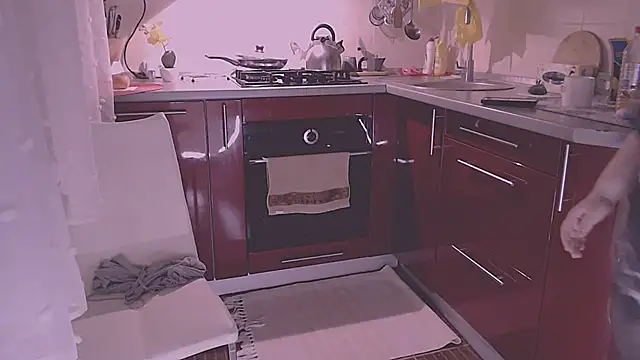 SoftLia Chat XXX live