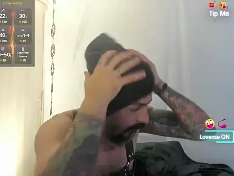 Czat XXX na żywo – Miguel_angeel_