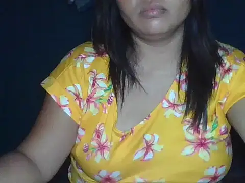 MommyKaye30 Adlı Modelin Canlı XXX Sohbeti