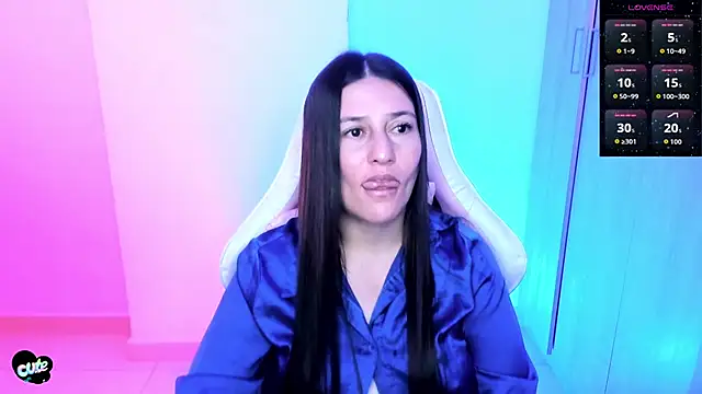 Saskyaa's Live XXX Chat