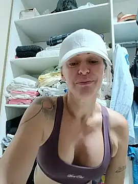 Chatroom XXX en direct de Misaudibel