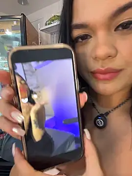 Chat XXX Live Bella-Ferrer