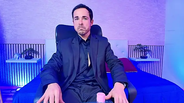 Adams_Sanz XXX чат на живо