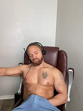 Fathero1timen Live XXX chat
