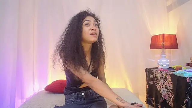 Aurora_ath Adlı Modelin Canlı XXX Sohbeti