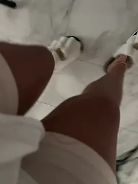 แชท XXX สดของ prettytoesfreak