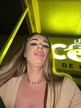 Chat XXX en directo de IsabellaEtthan