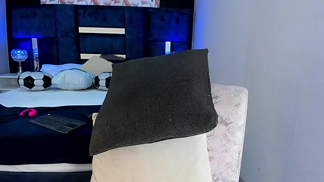 AmmyJones_ Chat XXX in diretta
