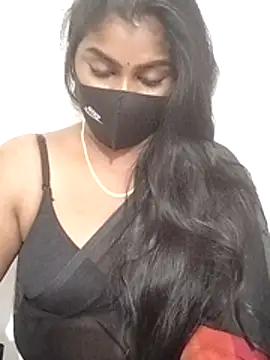 XXX chat uživo modela Tamil_Azhaghi