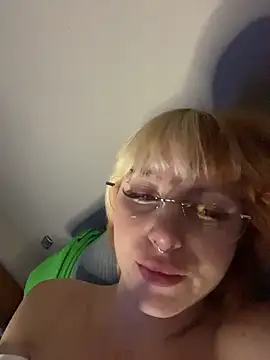 Show webcam de MikaScarlet
