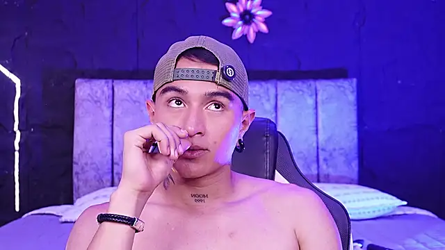 Chat +18 de LiamDeep ao vivo