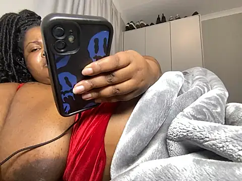 MissLola27 Chat XXX in diretta