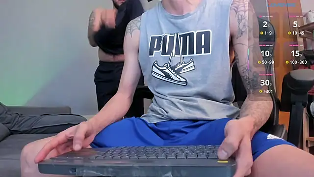 XXX chat uživo modela AyJeeEm