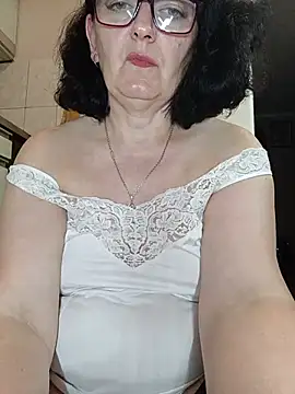 lucky_Alina – Naživo XXX chat