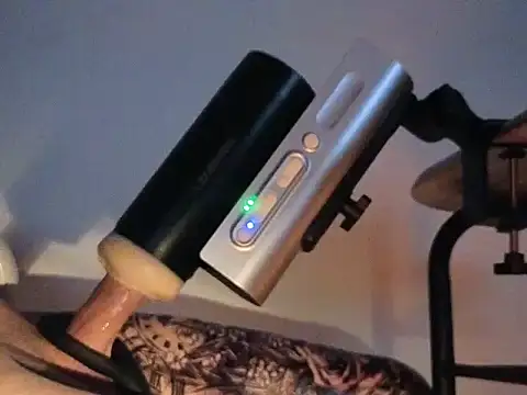 XXX chat uživo modela HugoSant