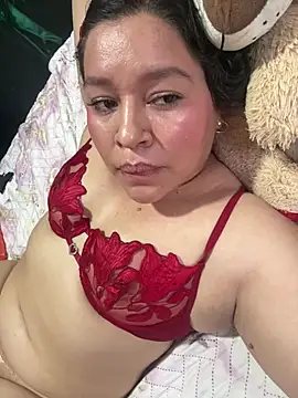 Chat +18 de Lovelipsbig ao vivo