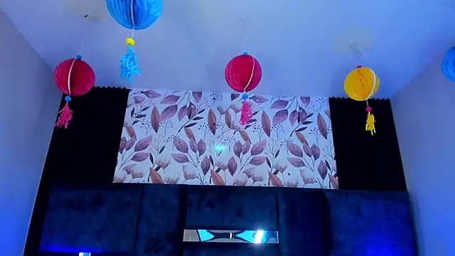 Онлайн чат XXX AmmyJones_