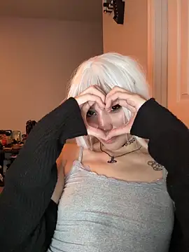 XXX chat uživo modela Gothbabbi