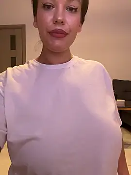 ClaraPasssion Chat XXX in diretta