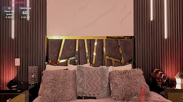 ScarletTorres élő XXX-chatje