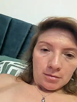 Cherryxx's Live XXX Chat