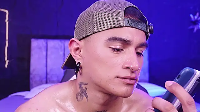 Chat XXX ao vivo de LiamDeep