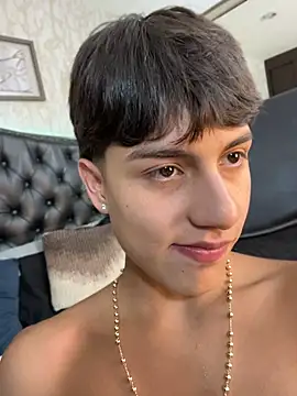 Lander_Cruz Adlı Modelin Canlı XXX Sohbeti