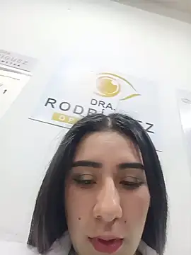 دردشة CAROLINE__07 الجنسية المباشرة