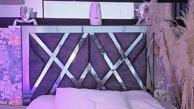 Онлайн чат XXX megan_lenon