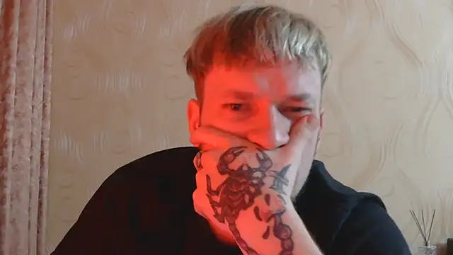 Онлайн чат XXX frama666